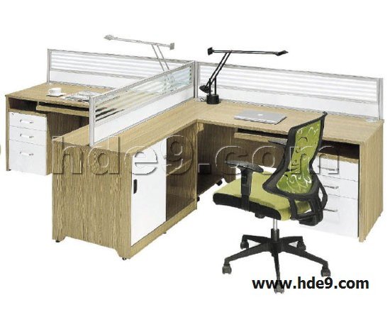 点击查看商品:屏风工位